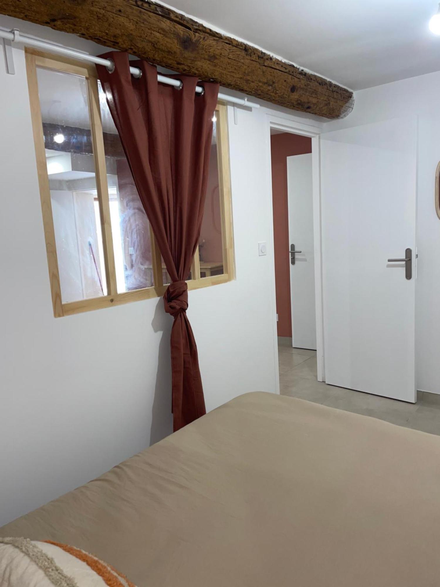 Entre Tendance Et Authenticite - La Voute Nîmes Esterno foto
